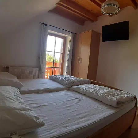 Lachtalhuette Nyaraló Lachtal