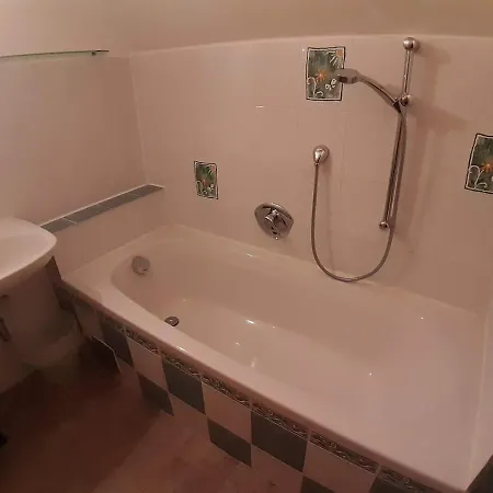 Nyaraló Lachtalhuette *