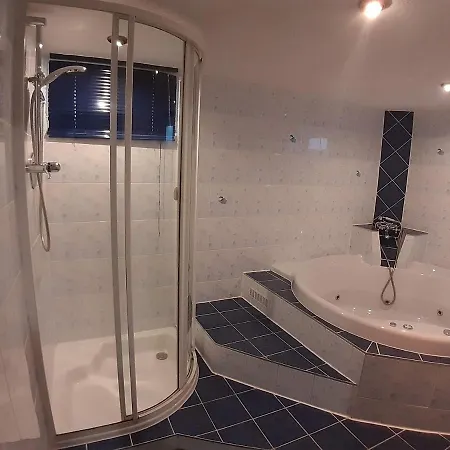 Lachtalhuette 펜션