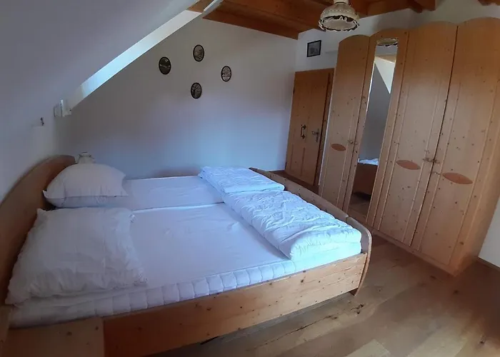 Lachtalhuette 別荘 ラッハタール