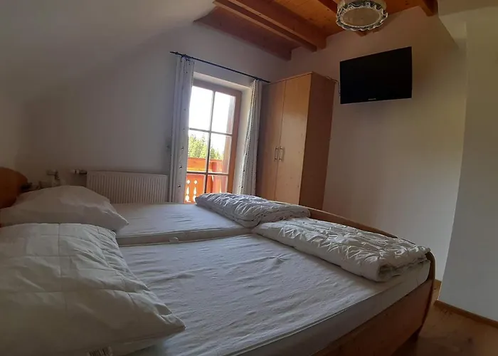 Lachtalhuette 別荘 ラッハタール