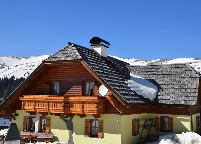 Lachtalhuette 別荘