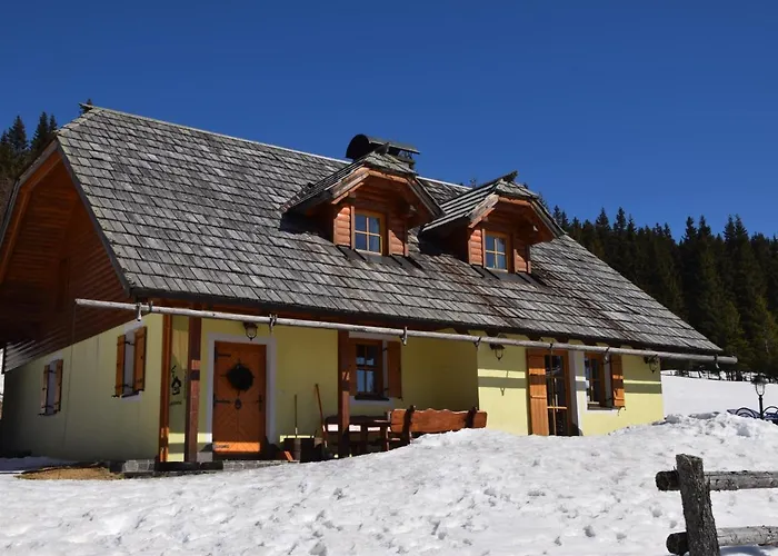 Lachtalhuette 別荘 ラッハタール